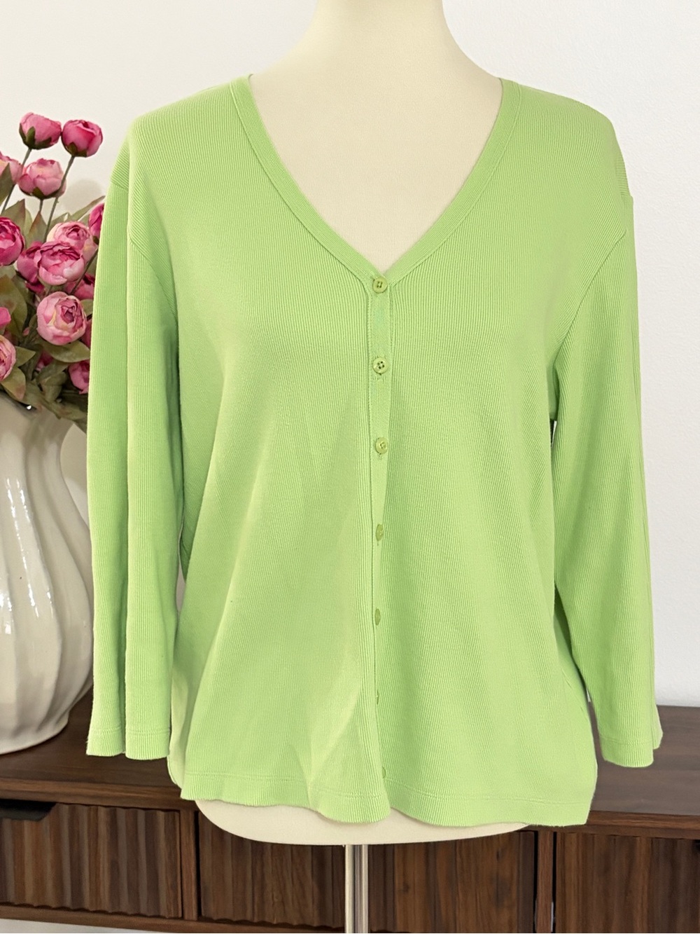 Talbots Light Green V-Neck Button-Down Top
